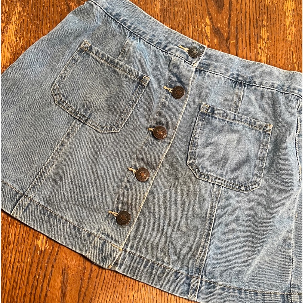 Forever 21 mini skirt